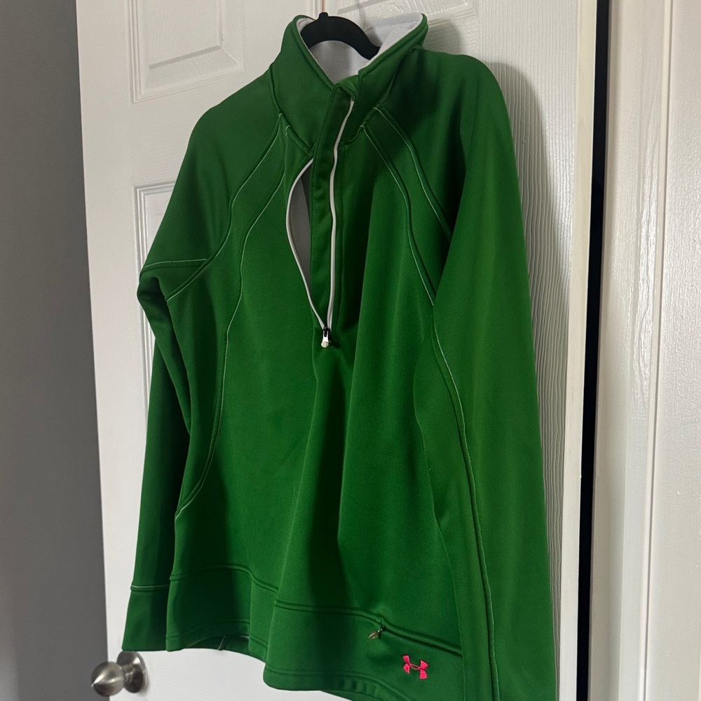 Under Armour woman’s Zip Up Green Sweater